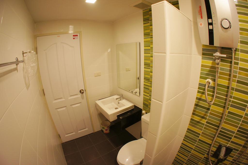 Hotel Kamonthara Nakhon Pathom Zimmer foto