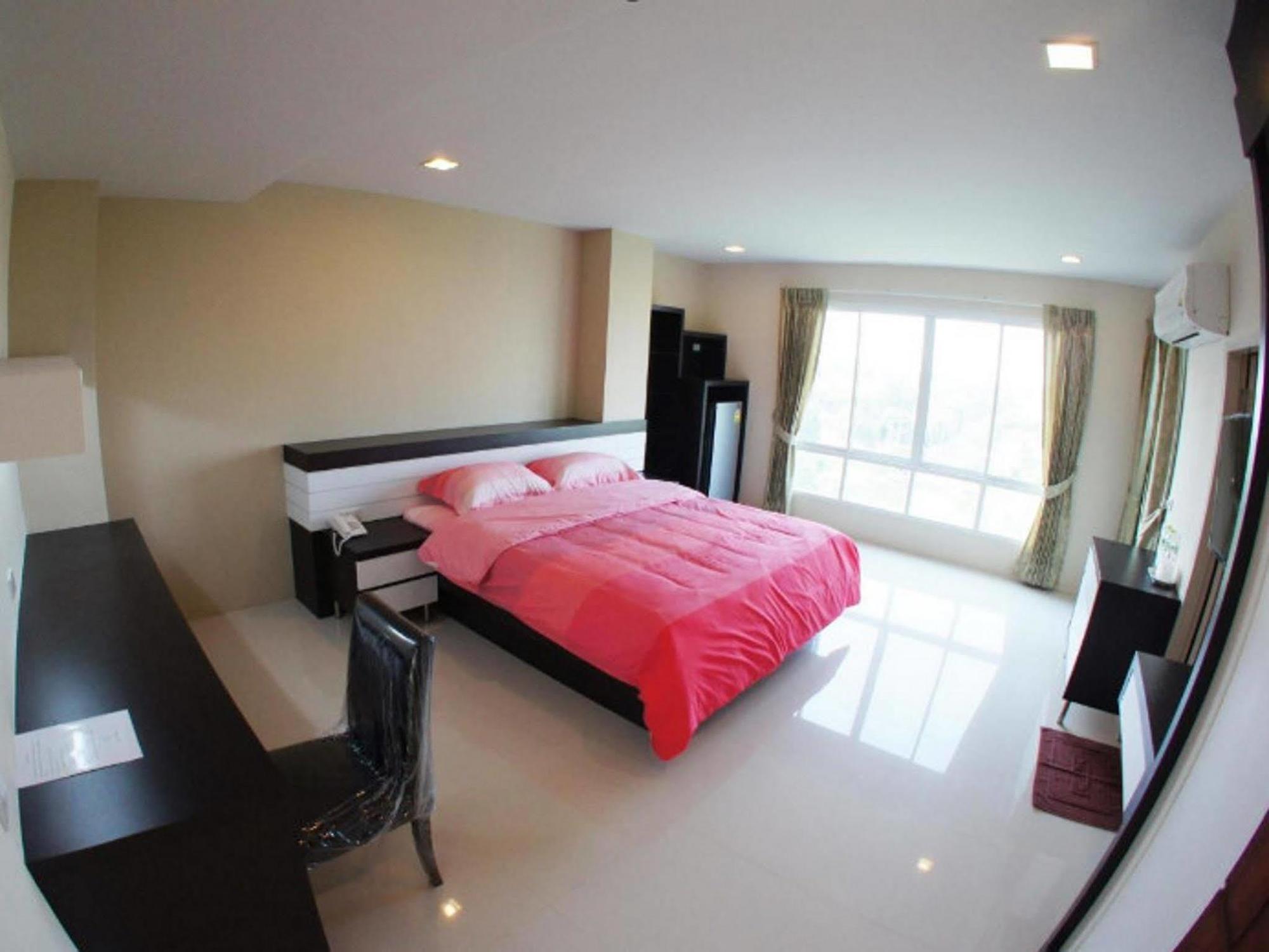 Hotel Kamonthara Nakhon Pathom Exterior foto